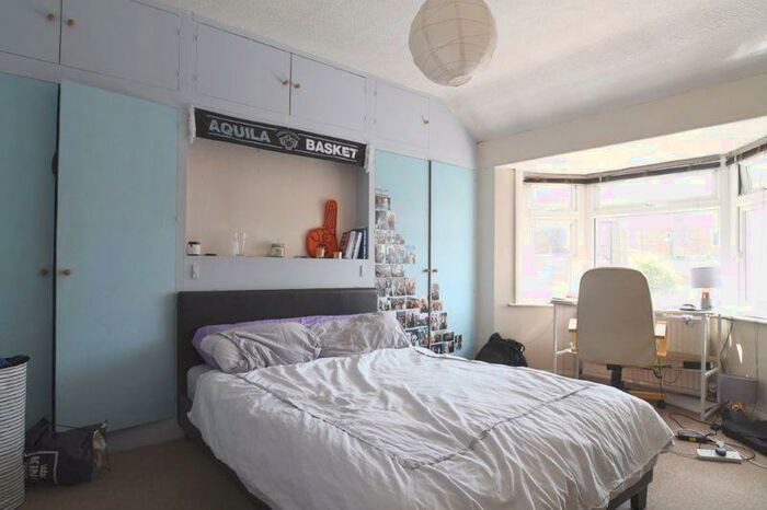 4 Bedroom Detached House To Rent In Kimberley Road, Brighton, BN2