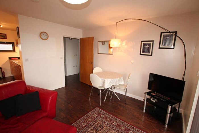 2 Bedroom Flat To Rent In Allison Bank, Geoffrey Watling Way, NR1