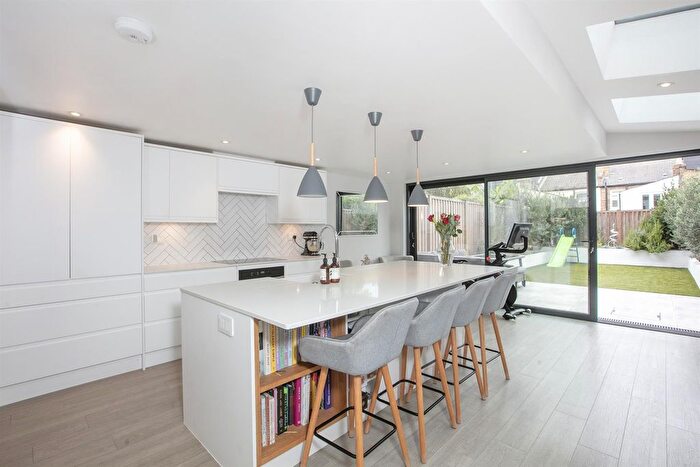 5 Bedroom Terraced House For Sale In Amott Road, Peckham, SE15