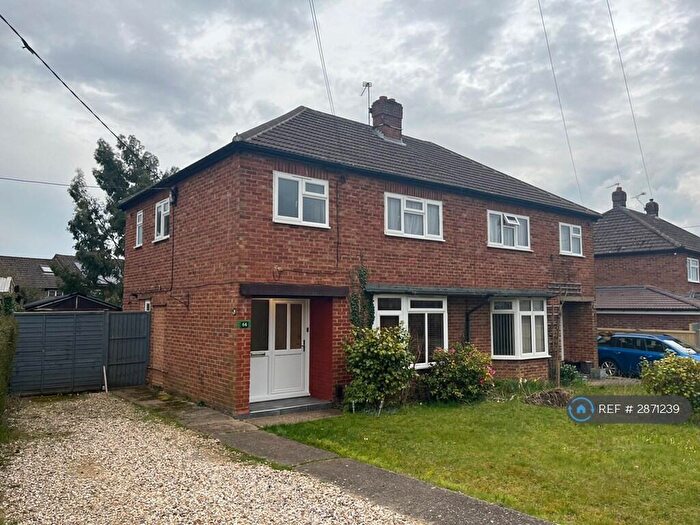 3 Bedroom Semi Detached House To Rent In Hundred Acres Lane, Amersham, HP7