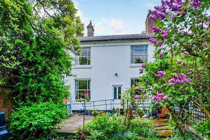 3 Bedroom Terraced House For Sale In Amington Hall, Ashby Road, B79