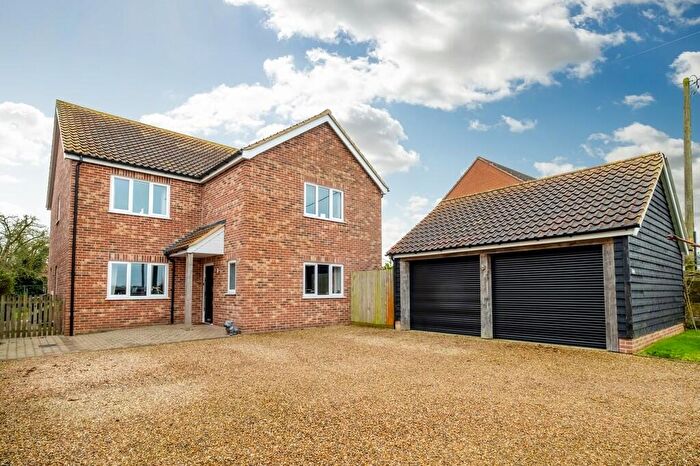 4 Bedroom Detached House For Sale In Tibenham, NR16