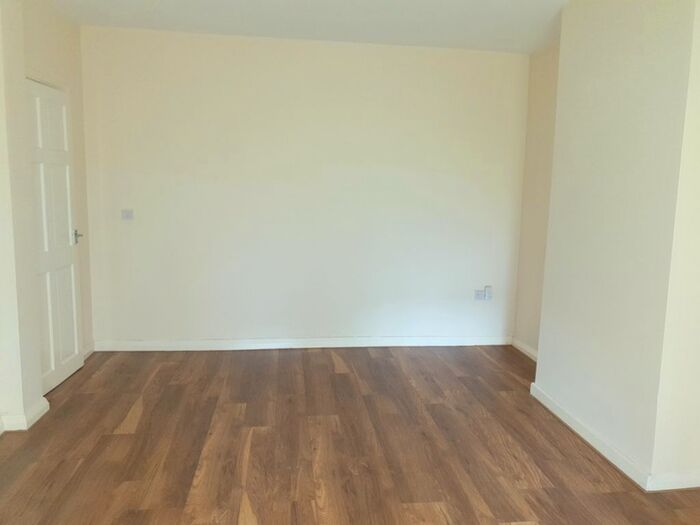 3 Bedroom Terraced House To Rent In Neville Road, Ilford, Essex, IG6