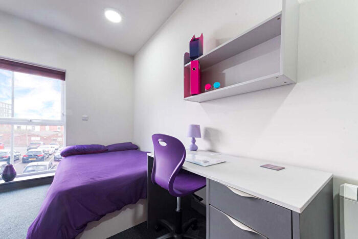 1 Bedroom Private Hall To Rent In Spark Street, Stoke-on-Trent, ST4