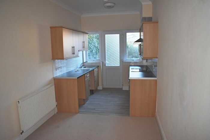 1 Bedroom Flat To Rent In Margate Road, Ramsgate, CT11