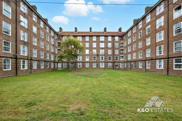 2 Bedroom Flat For Sale In Chicksand Street, London, E1