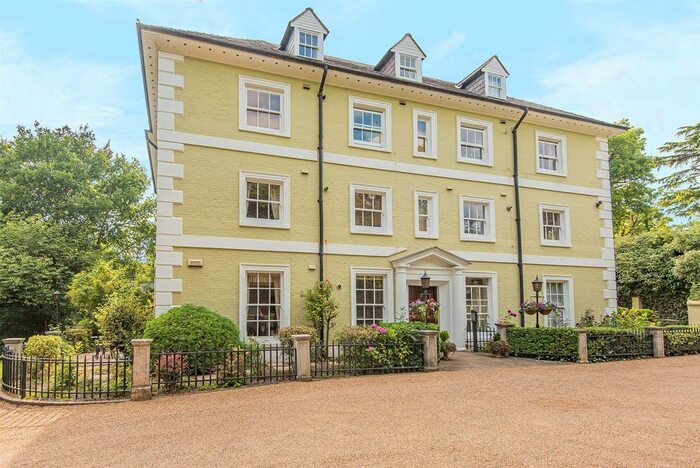 2 Bedroom Flat To Rent In The Mount House, Sudbury Hill, Harrow On The Hill, HA1