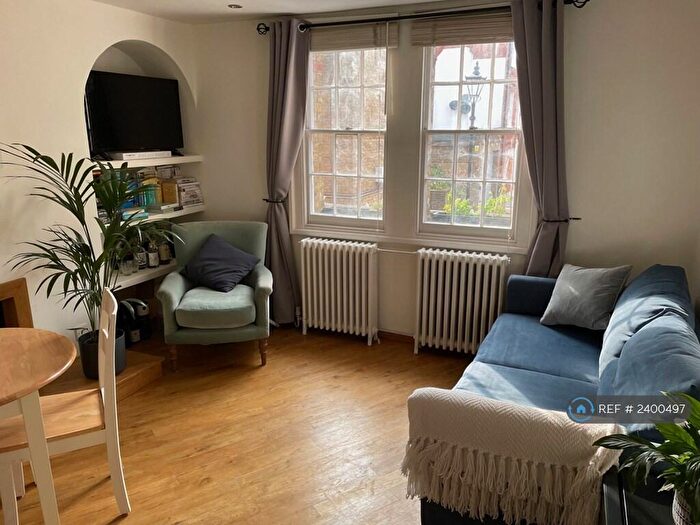 1 Bedroom Flat To Rent In Rawstorne Street, London, EC1V