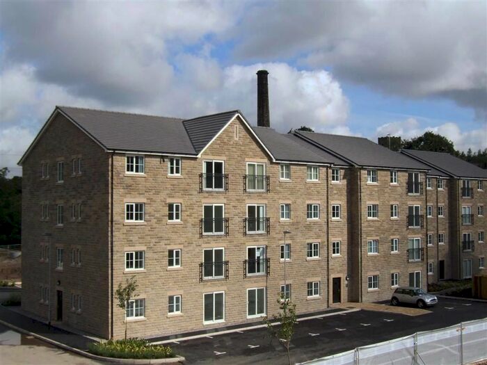 2 Bedroom Flat To Rent In Thistle House, Bramble Court, Millbrook, SK15