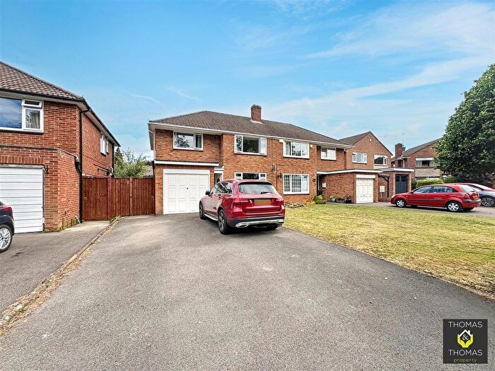 3 Bedroom Semi Detached House For Sale In Lilliesfield Avenue, Barnwood, GL3