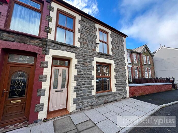 3 Bedroom End Of Terrace House For Sale In Miskin Street, Tynewydd, Treherbert, Rhondda Cynon Taff, CF42