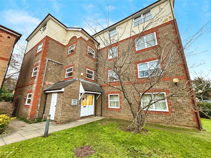 1 Bedroom Flat For Sale In London Road, Reading, Berkshire, RG1