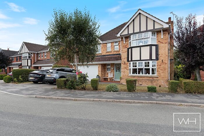 4 Bedroom Detached House For Sale In Roe Croft, Sprotbrough, Doncaster, DN5