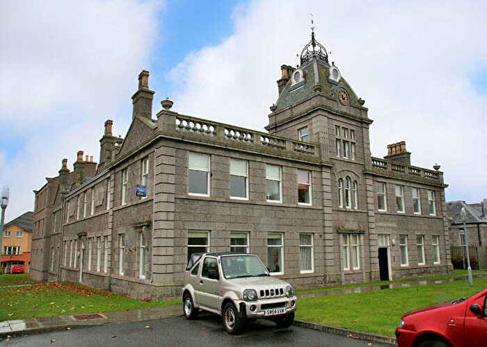 2 Bedroom Flat To Rent In Urquhart Road, First Floor, Old Aberdeen, Aberdeen, AB24