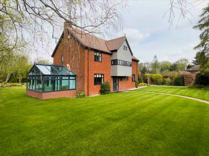 5 Bedroom Detached House For Sale In Birch Grove, Martlesham Heath, IP5