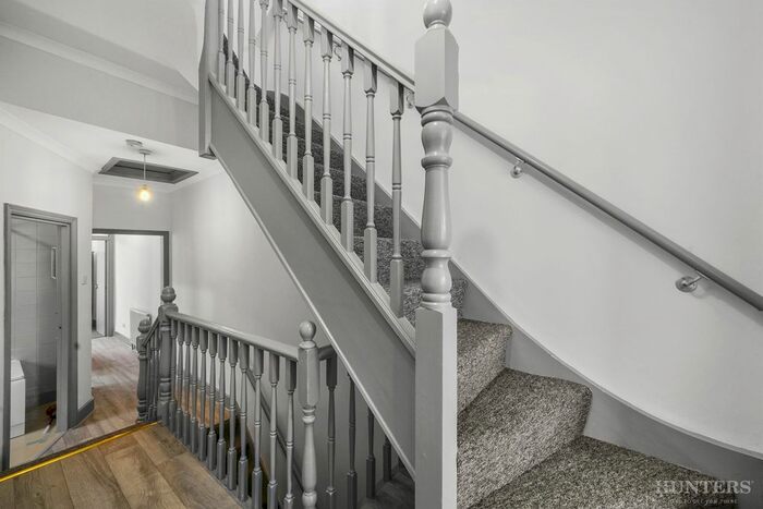 3 Bedroom Flat To Rent In Kitchener Road, London N17