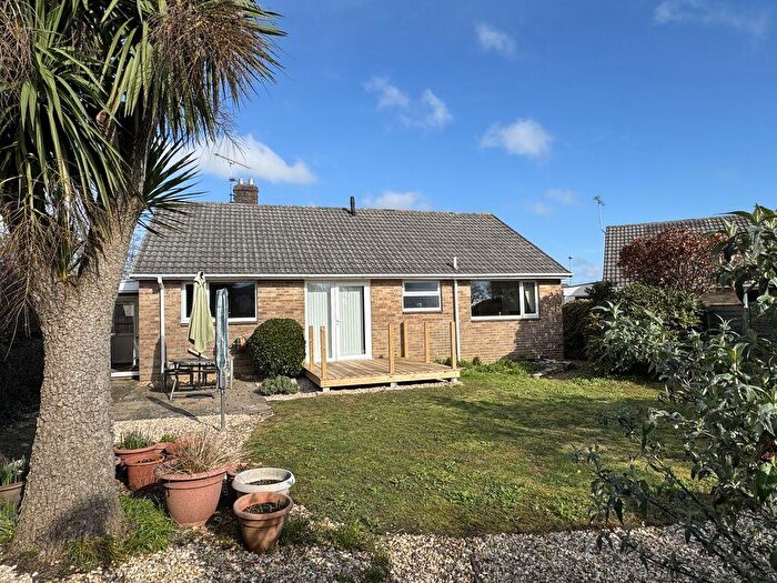 3 Bedroom Detached Bungalow For Sale In Northmoor Way, Wareham, BH20