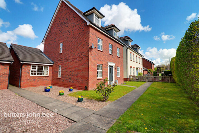 5 Bedroom Detached House For Sale In Hallams Drive, Nantwich, CW5