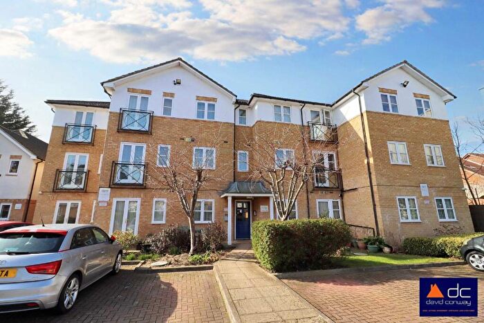 1 Bedroom Flat For Sale In Corbins Lane, Harrow, HA2
