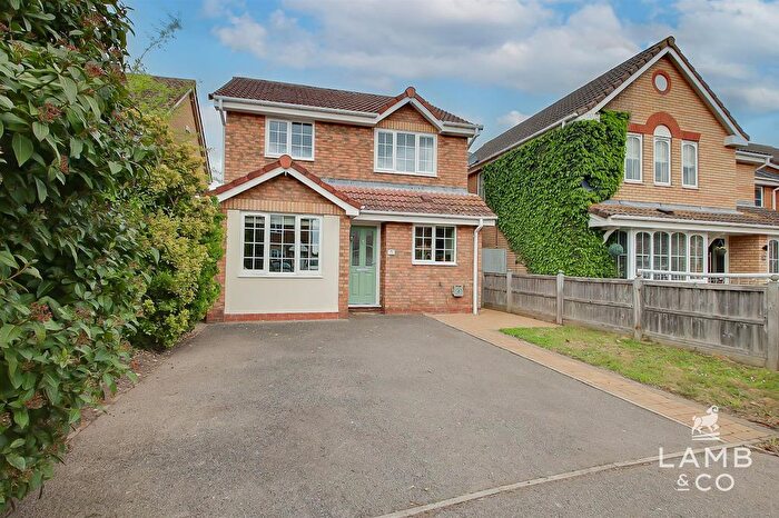 4 Bedroom Detached House For Sale In Temple Pattle, Brantham, Manningtree, CO11