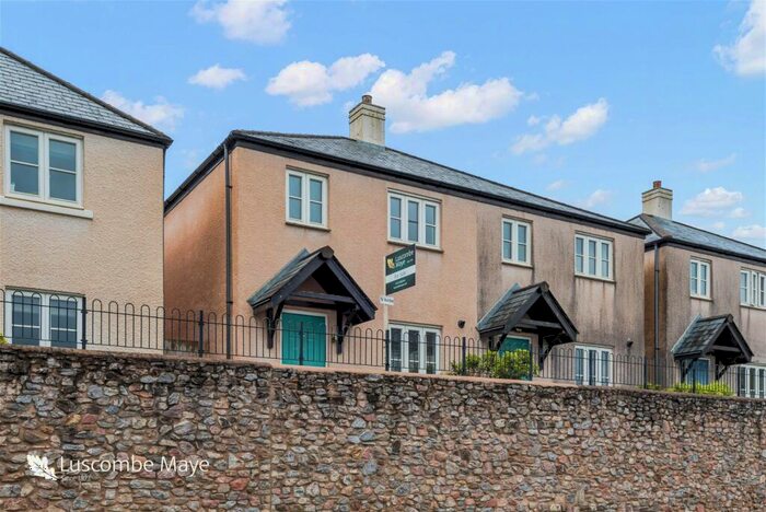 3 Bedroom Semi-Detached House For Sale In Kitley Walk, Yealmpton, PL8
