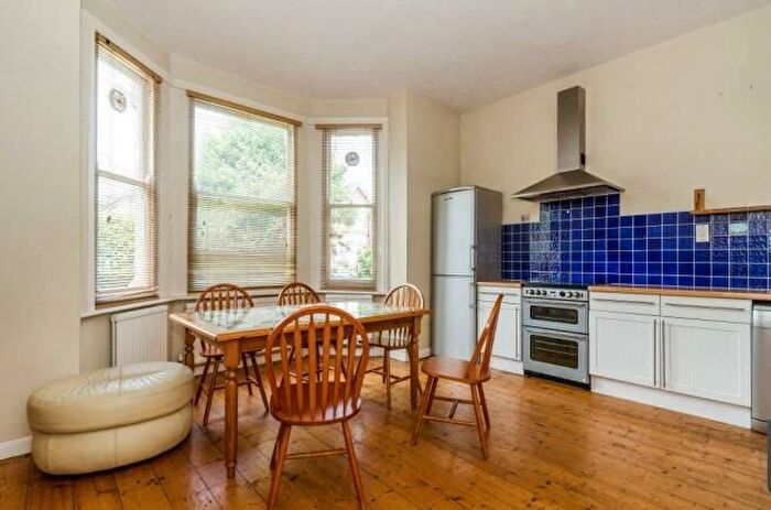 2 Bedroom Flat To Rent In Howard Road, Shirley, Southampton, SO15