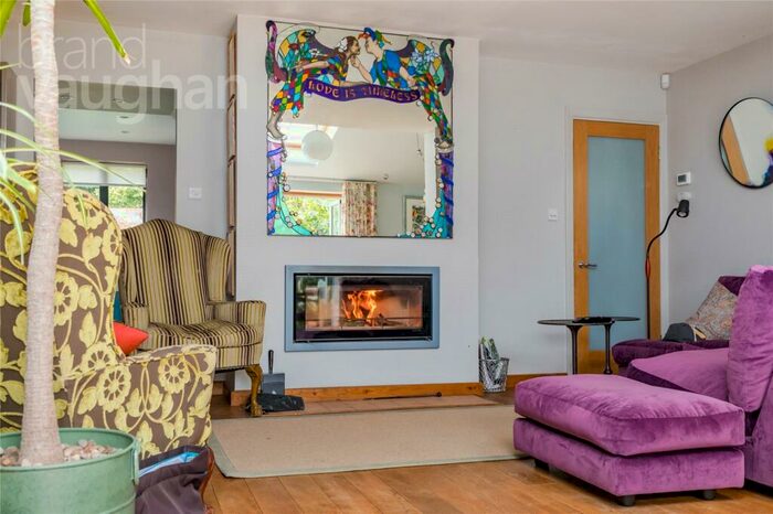 4 Bedroom Detached House For Sale In Surrenden Road, Brighton, East Sussex, BN1