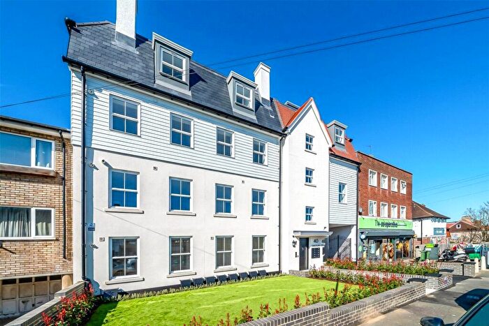 2 Bedroom Penthouse To Rent In Chastilian Road, Dartford, Kent, DA1