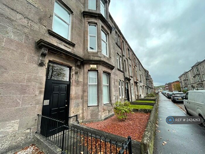2 Bedroom Flat To Rent In Bonhill Road, Dumbarton, G82