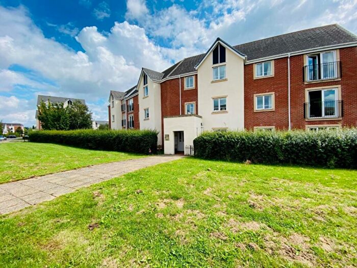 2 Bedroom Flat To Rent In Hamlet Way Stratford Upon Avon Warwickshire, CV37