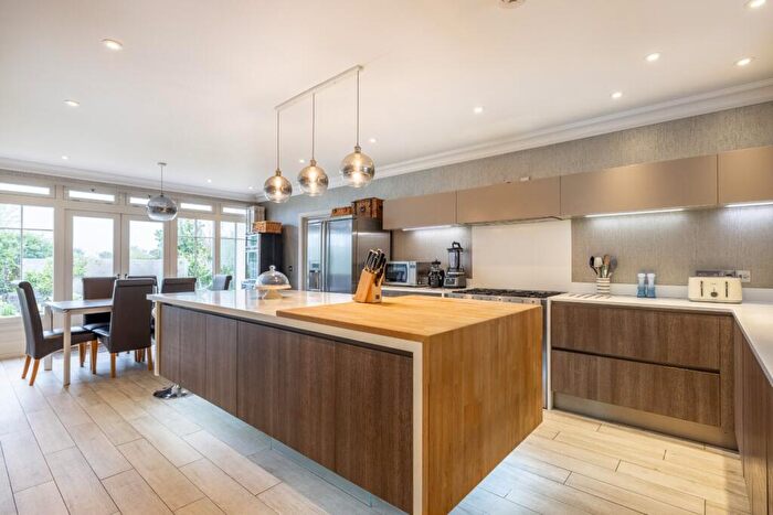 5 Bedroom Detached House For Sale In Butleigh, Between Glastonbury & Castle Cary, BA6