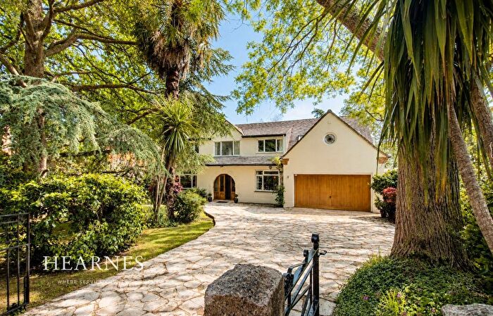 5 Bedroom Detached House For Sale In Alyth Road, Talbot Woods, Bournemouth, BH3