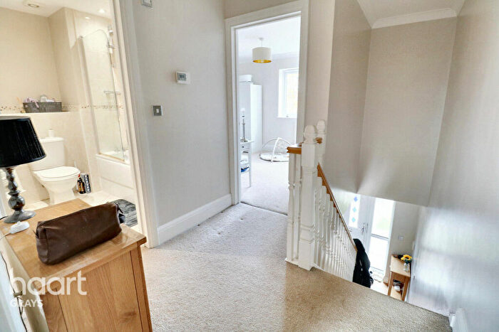 2 Bedroom End Of Terrace House For Sale In Welling Road, Grays, RM16