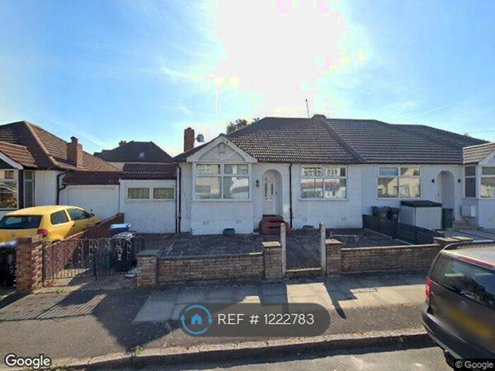 3 Bedroom Bungalow To Rent In Ravensbury Avenue, Morden, SM4