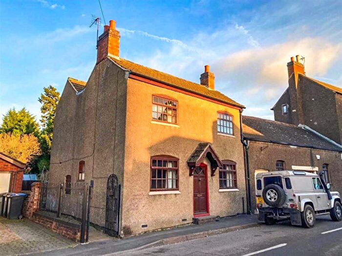 3 Bedroom Detached House For Sale In Main Street, Desford, LE9