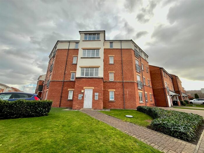 2 Bedroom Flat To Rent In Redgrave Close, Felling, Gateshead, NE8