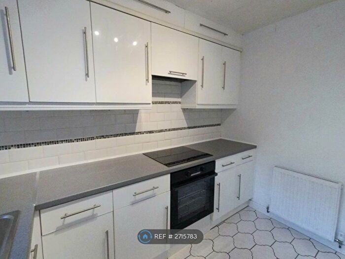 2 Bedroom Flat To Rent In Fulwood, Preston, PR2