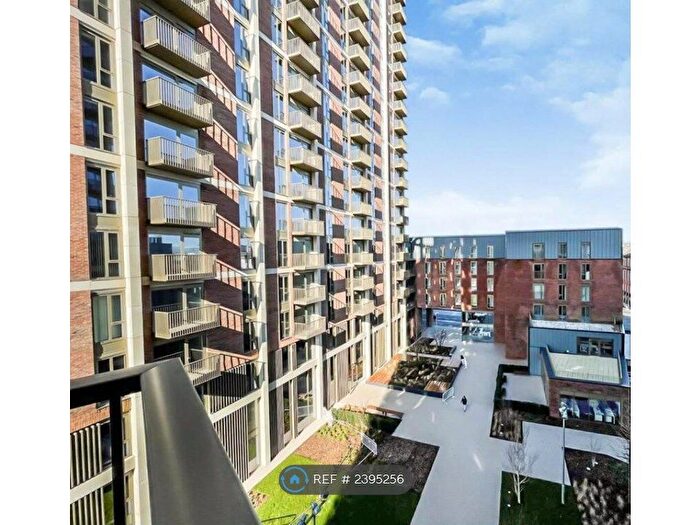 2 Bedroom Flat To Rent In Block A, Salford, M5