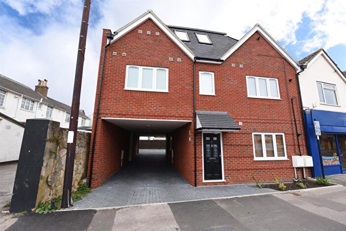 2 Bedroom Flat To Rent In Queens Road, Farnborough, GU14