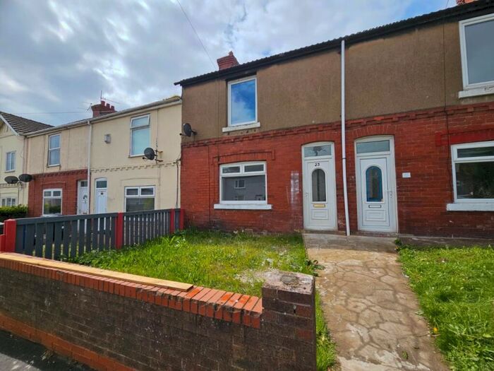 3 Bedroom Terraced House To Rent In Avenue Road, Askern, DN6