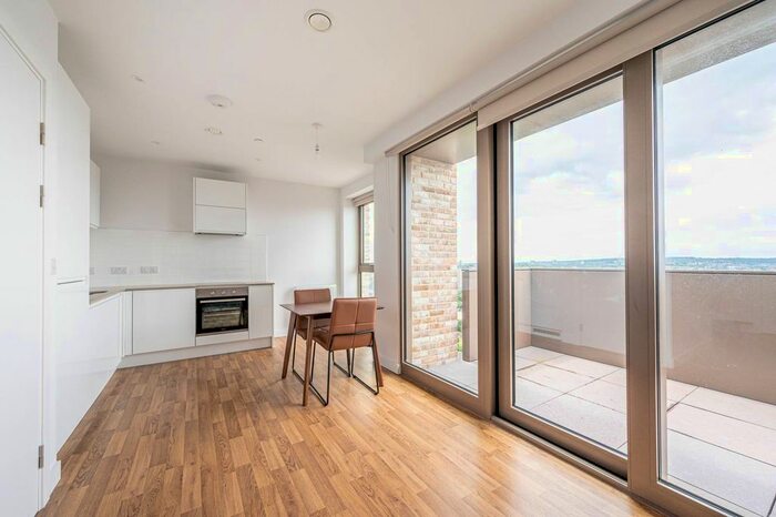 1 Bedroom Flat To Rent In Apex Gardens, Aster Apartments, Tottenham, London, N15