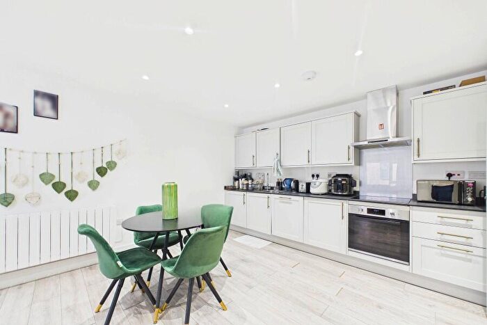 1 Bedroom Flat To Rent In Cambeley, GU15