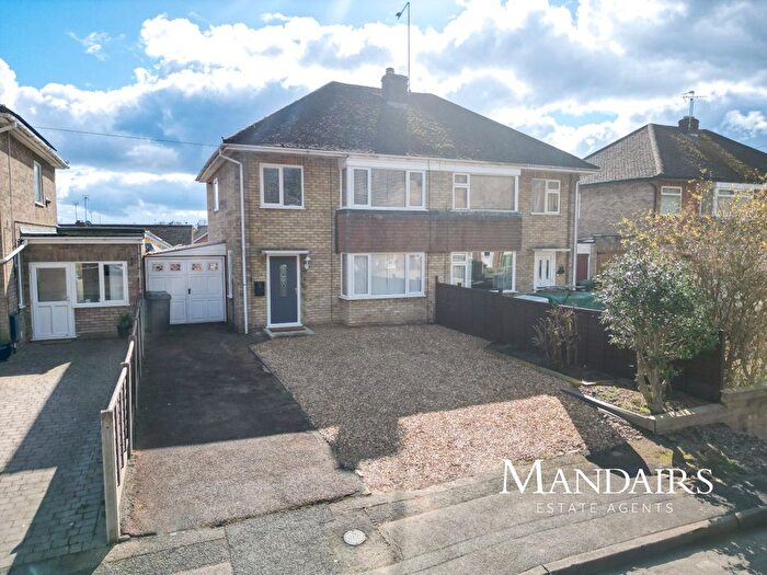 3 Bedroom Semi-Detached House To Rent In Coventry Close, Werrington, Peterborough, PE4