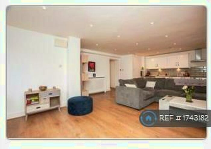 1 Bedroom Flat To Rent In Selhurst Road, London, SE25