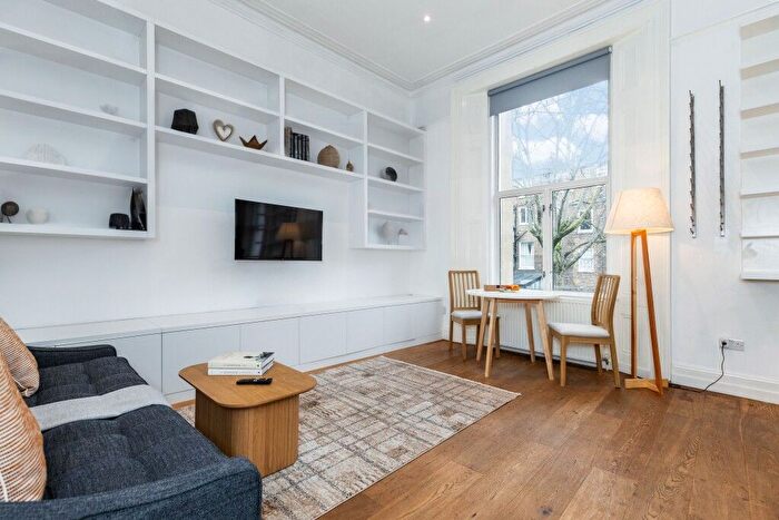 2 Bedroom Flat For Sale In Nevern Place, Earls Court, London, SW5