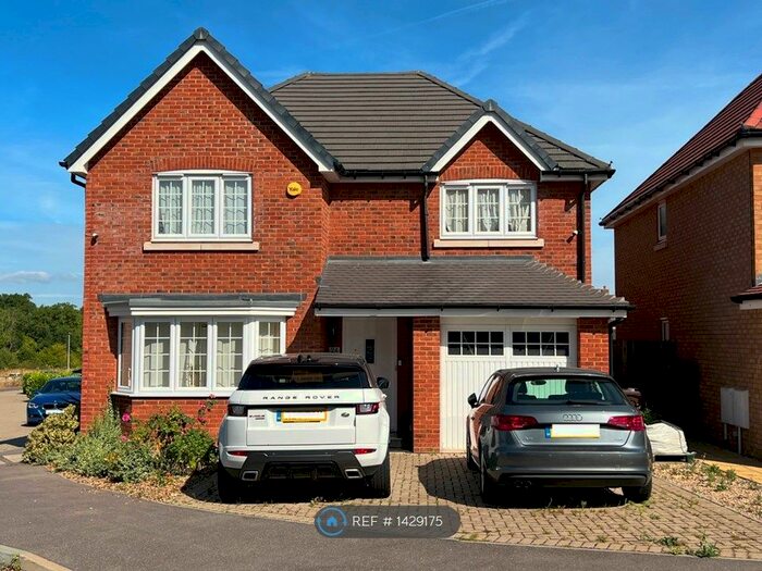 4 Bedroom Detached House To Rent In Glasspool Road, Winnersh, Wokingham, RG41