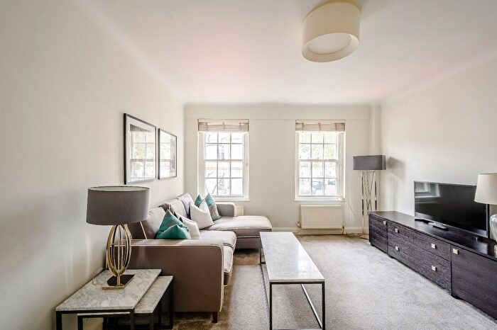 2 Bedroom Flat To Rent In Fulham Road, London, SW3