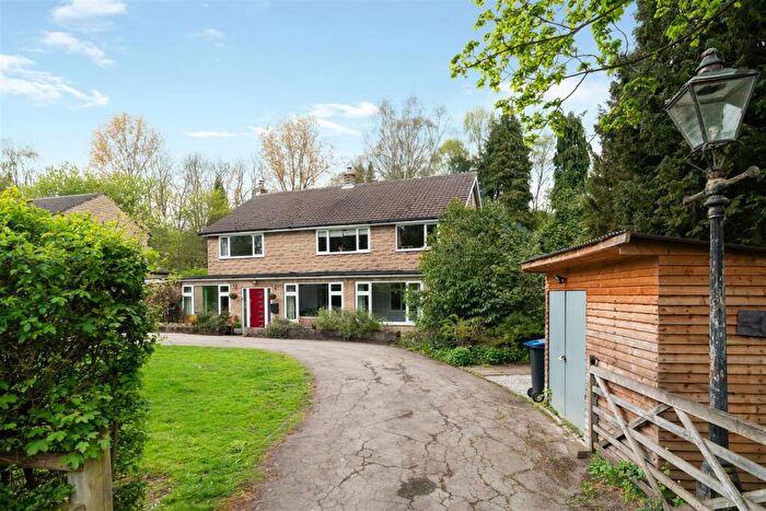 5 Bedroom House For Sale In Warren Carr, Matlock, DE4