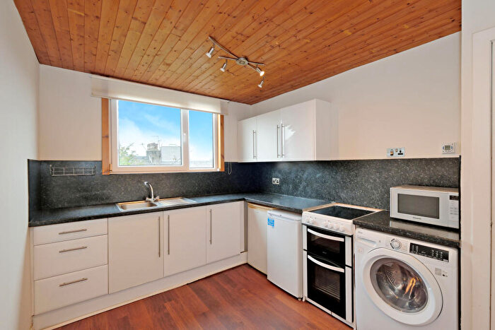 1 Bedroom Flat For Sale In Jackson Terrace, The City Centre, Aberdeen, AB24