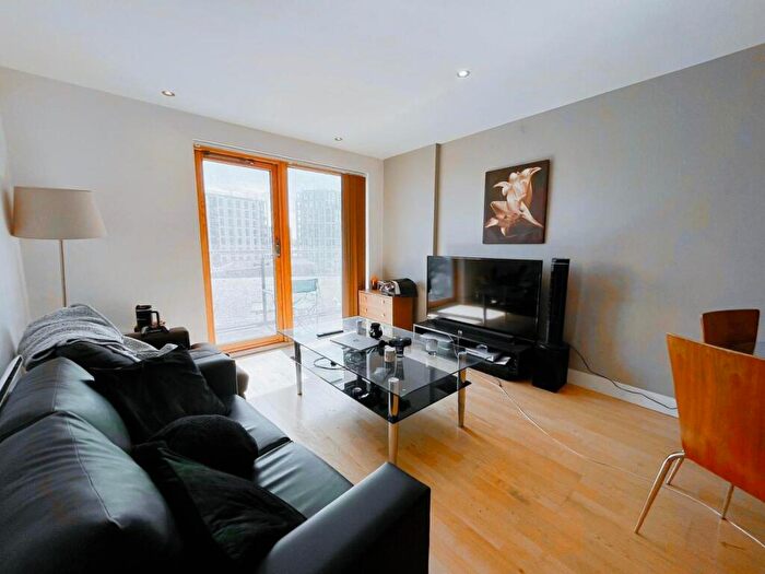 1 Bedroom Flat To Rent In Clarence House, The Boulevard, Leeds, LS10